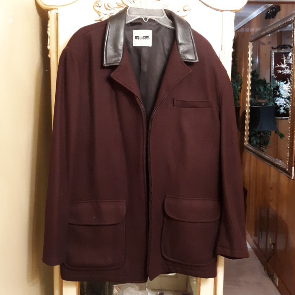Burgundy wool Jacket Leather collar